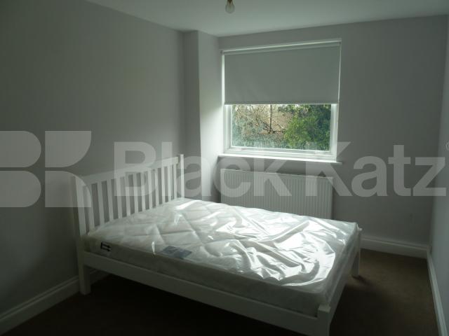 			New Instruction, 2 Bedroom, 1 bath, 1 reception Flat			 Mountview Road, FINSBURY PARK/ STROUD GREEN