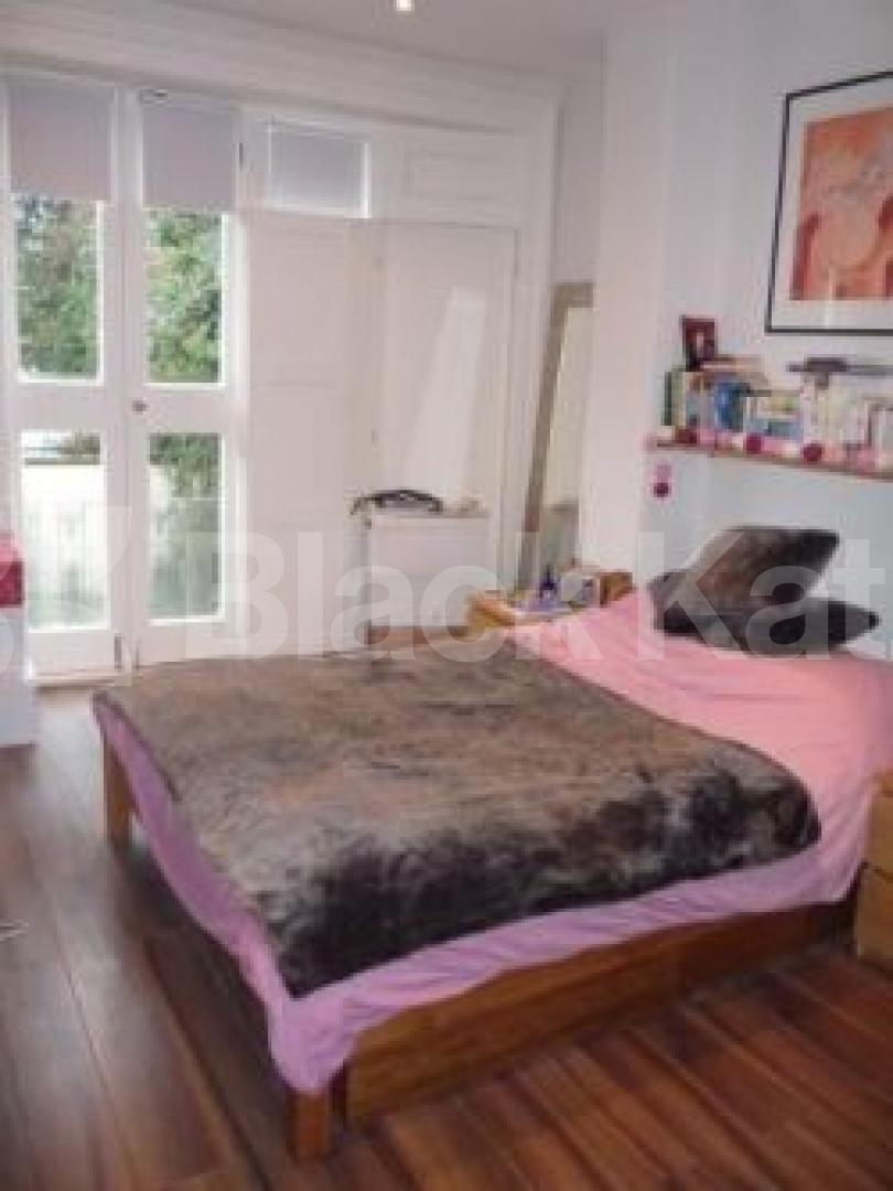 			2 Bedroom, 1 bath, 1 reception Ground Floor Flat			 Highgate West Hill, HIGHGATE