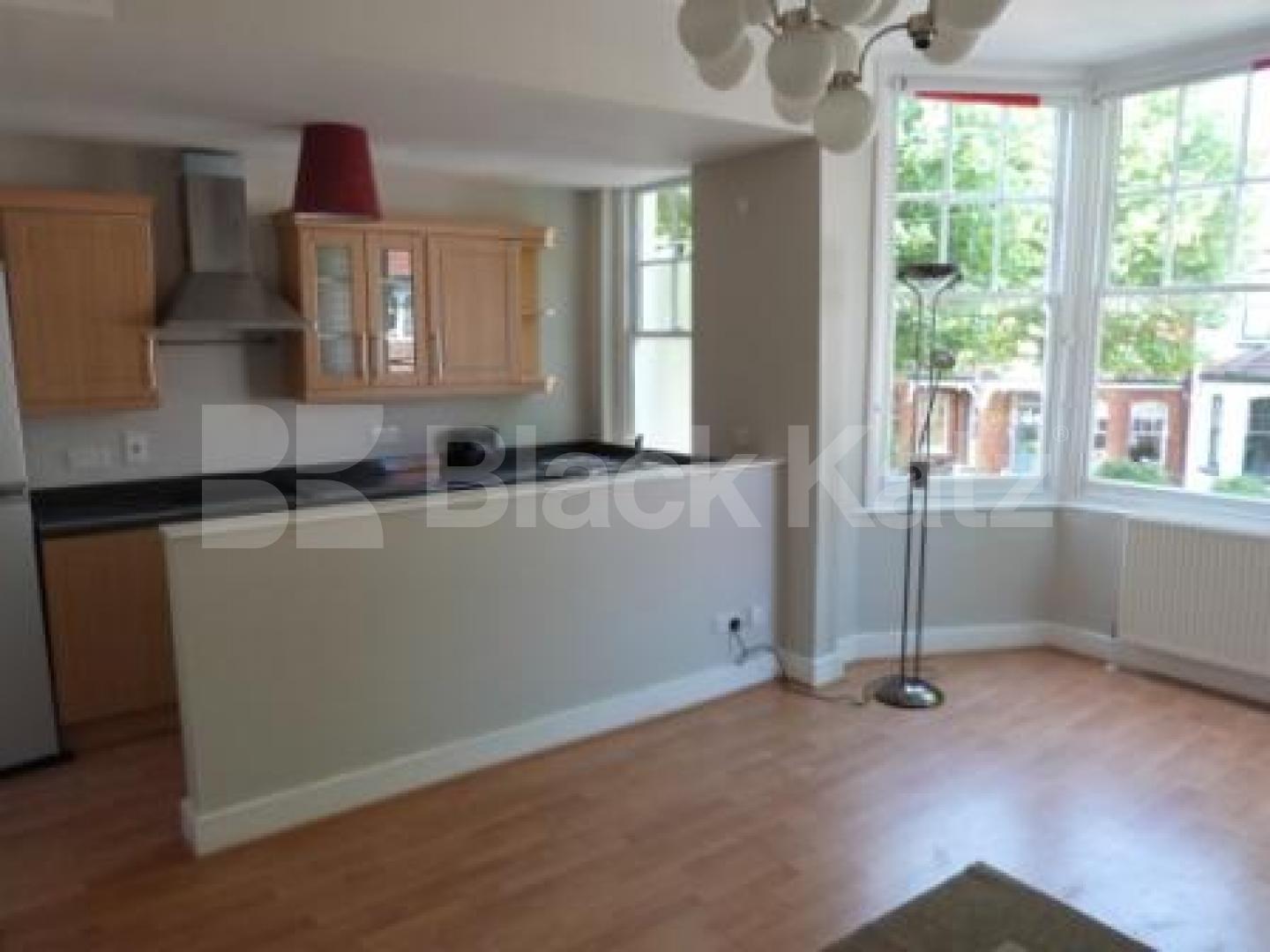 			2 Bedroom, 1 bath, 1 reception Flat			 Priory Avenue, CROUCH END