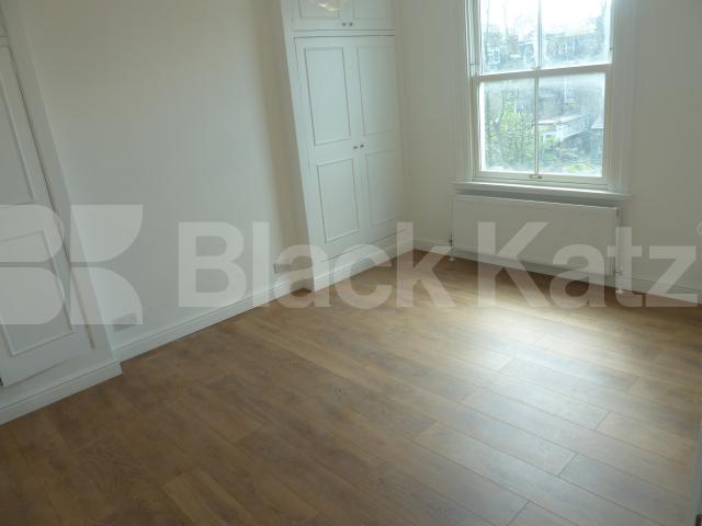 			New Instruction, 4 Bedroom, 1 bath, 1 reception Flat			 Brooke Road, STOKE NEWINGTON/ CLAPTON