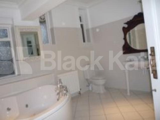 			2 Bedroom, 1 bath, 1 reception Flat			 Shepherds Hill, HIGHGATE