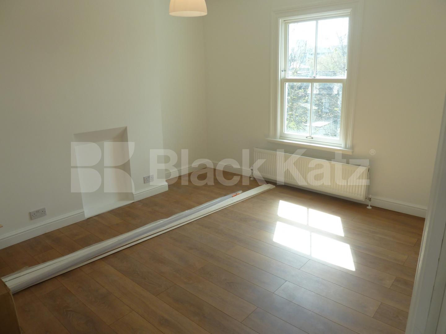 			New Instruction, 4 Bedroom, 1 bath, 1 reception Flat			 Brooke Road, STOKE NEWINGTON/ CLAPTON