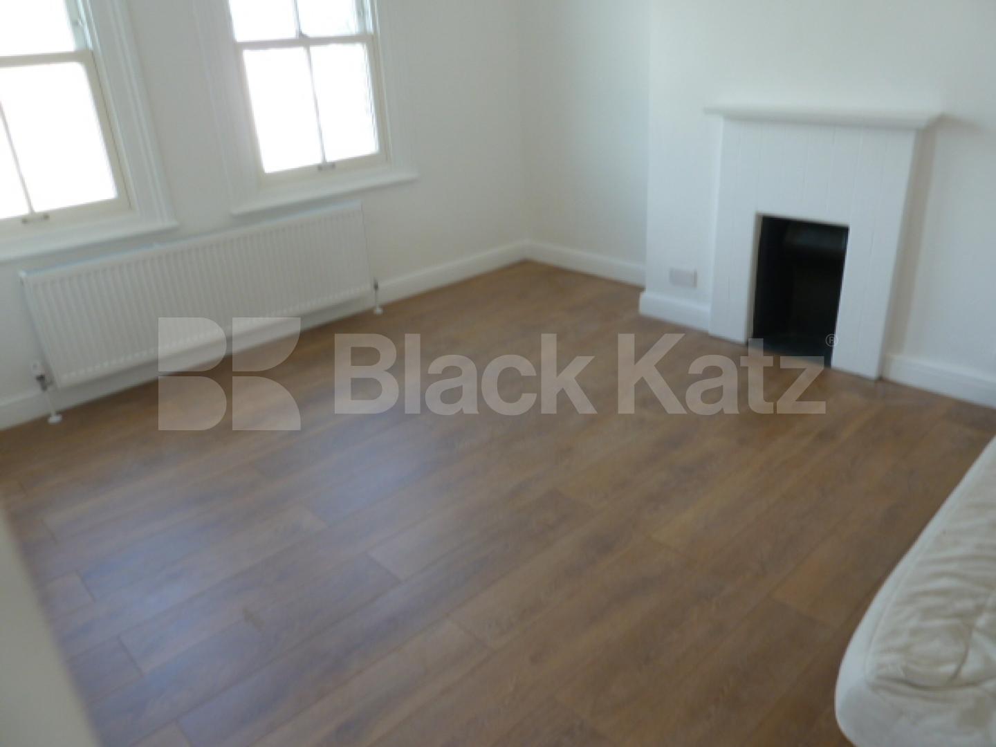 			New Instruction, 4 Bedroom, 1 bath, 1 reception Flat			 Brooke Road, STOKE NEWINGTON/ CLAPTON