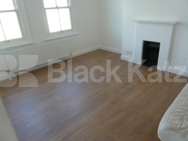 			New Instruction, 4 Bedroom, 1 bath, 1 reception Flat			 Brooke Road, STOKE NEWINGTON/ CLAPTON