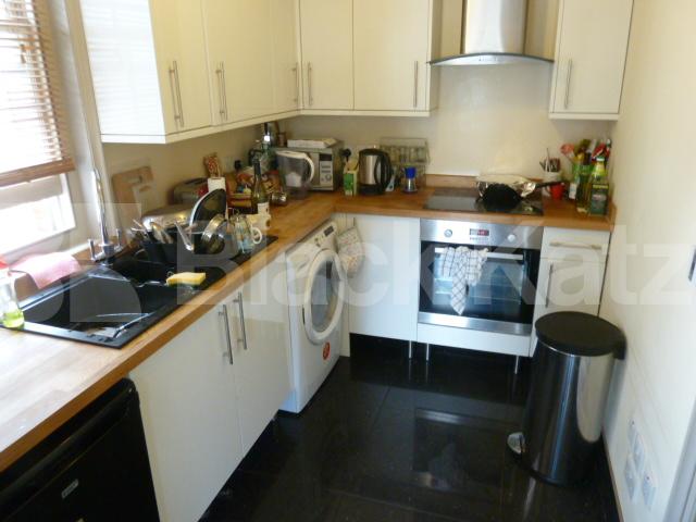 			New Instruction, 1 Bedroom, 1 bath, 1 reception Flat			 Penton Street, ANGEL 