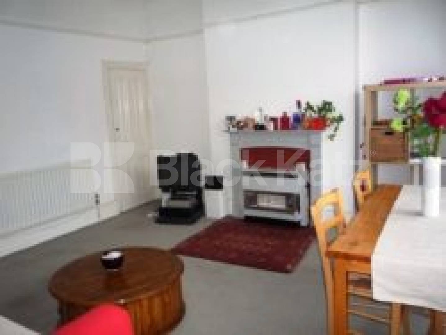 			LET!, 1 Bedroom, 1 bath, 1 reception Flat			 Church Crescent, MUSWELL HILL