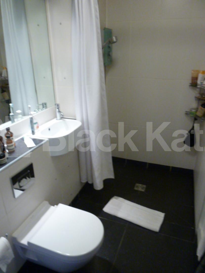 			New Instruction, 1 Bedroom, 1 bath, 1 reception Flat			 Penton Street, ANGEL 