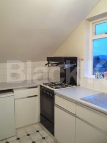 			1 Bedroom, 1 bath, 1 reception Flat			 Ferme Park Road, CROUCH END