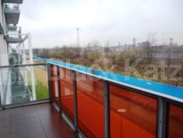 			2 Bedroom, 1 bath, 1 reception Flat			 Fyfe Building, New River Village, HORNSEY