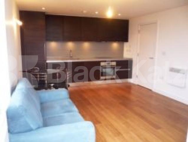 			2 Bedroom, 1 bath, 1 reception Flat			 Fyfe Building, New River Village, HORNSEY