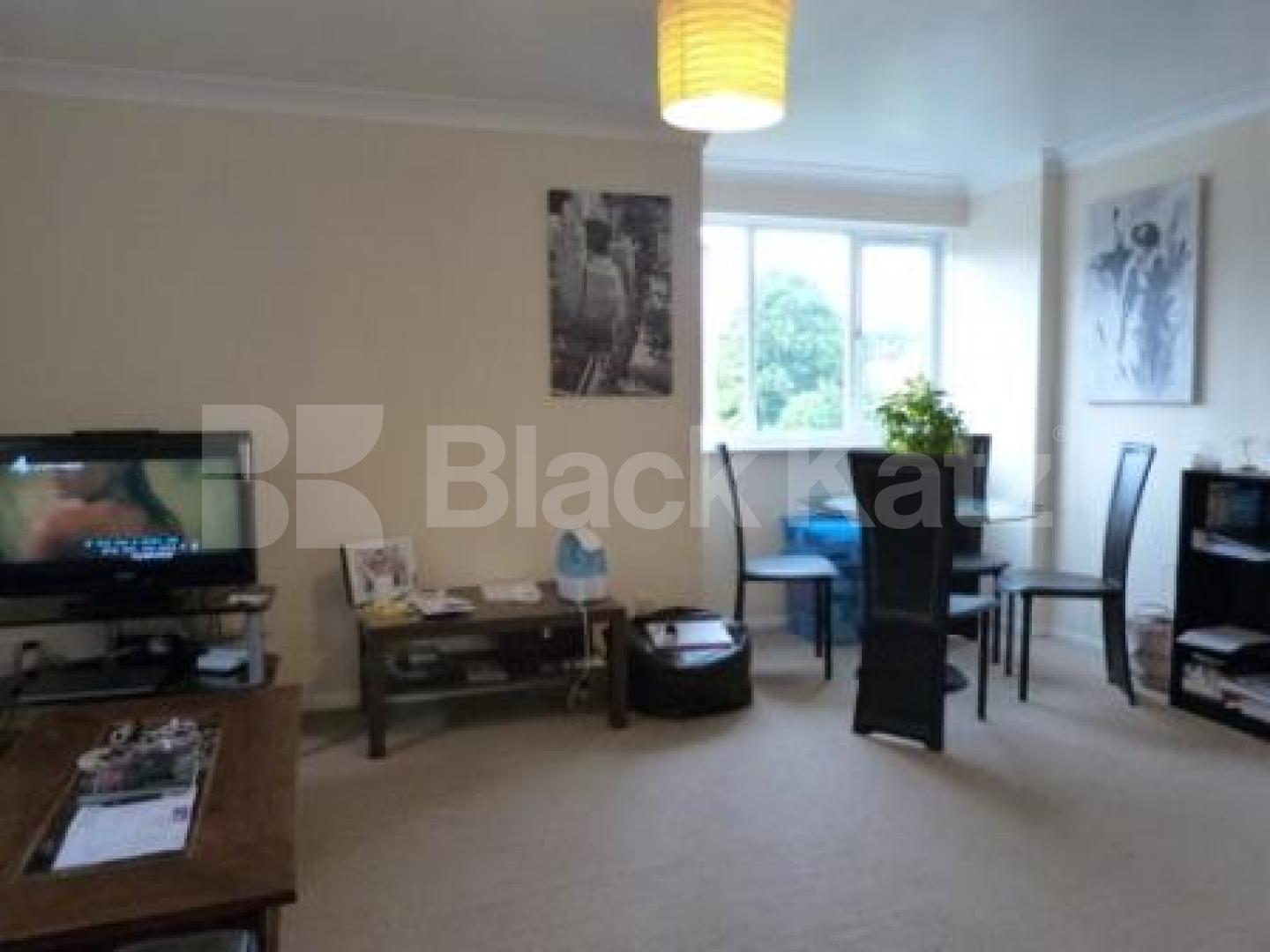 			2 Bedroom, 1 bath, 1 reception Flat			 Caroline Close, MUSWELL HILL
