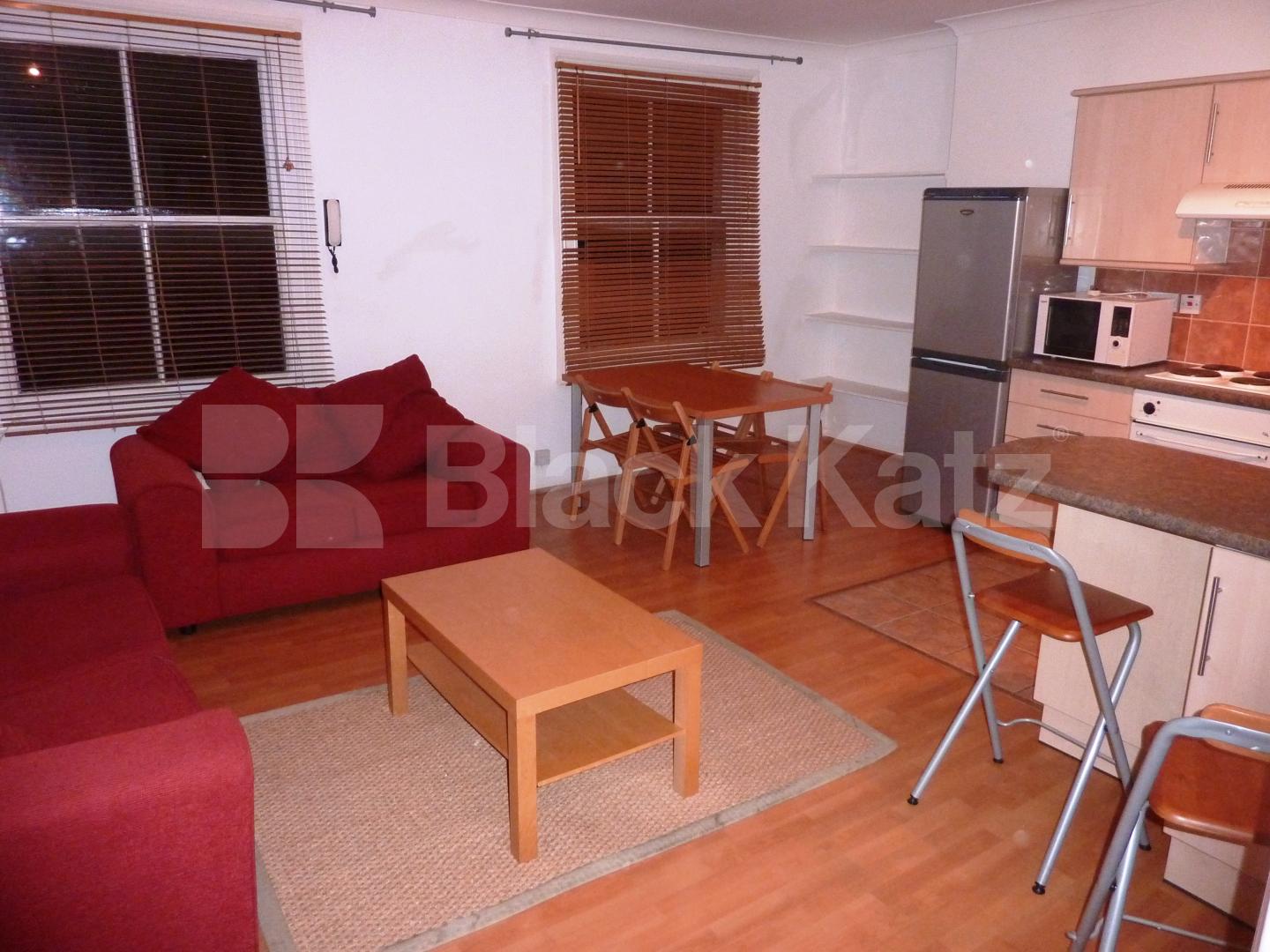 			SPACIOUS 1 BED IN W9, 1 Bedroom, 1 bath, 1 reception Flat			 Edbrooke Road, MAIDA VALE