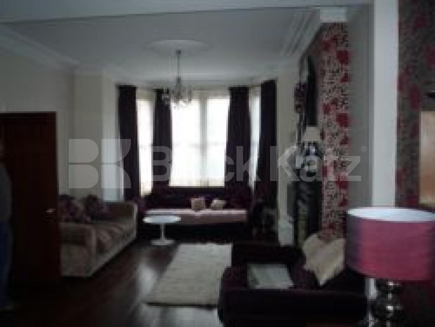 			4 Bedroom, 1 bath, 1 reception House			 Park Avenue North, CROUCH END