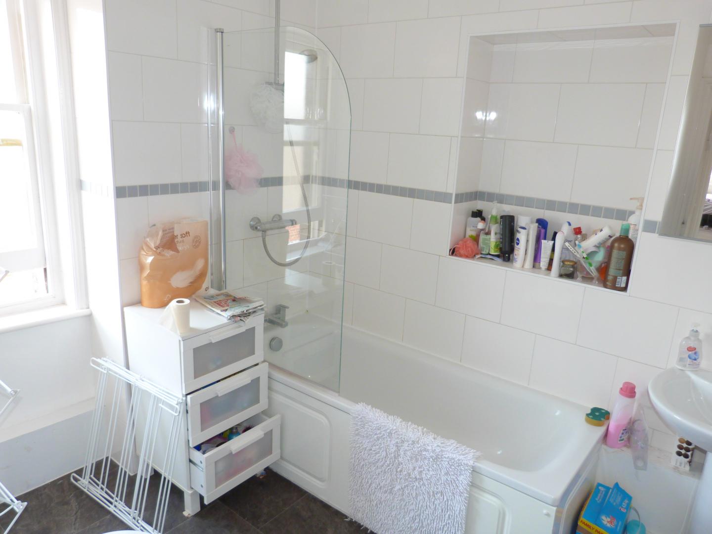 			NEW INSTRUCTION, 4 Bedroom, 1 bath, 1 reception Flat			 Birchington Road, KILBURN