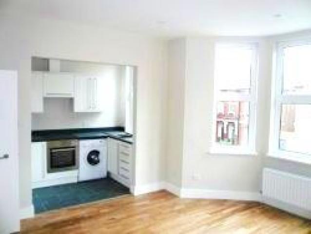 			NEW INSTRUCTION, 1 Bedroom, 1 bath, 1 reception Flat			 Skardu Road, KILBURN