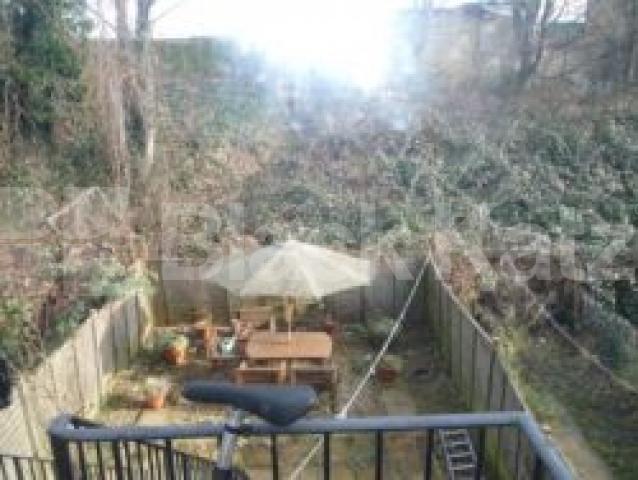 			3 Bedroom, 1 bath, 1 reception Flat			 Rathcoole Gardens, CROUCH END