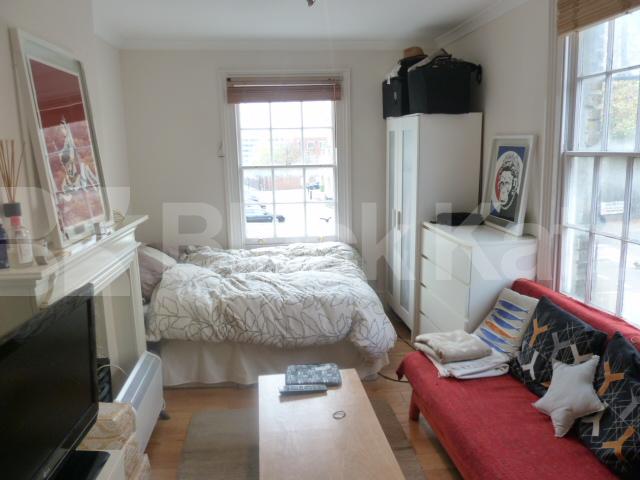 			New Instruction, Studio Apartment, 1 bath, 1 reception Flat			 Chapel Market, ANGEL