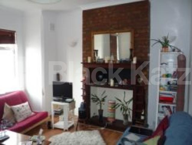 			3 Bedroom, 1 bath, 1 reception Flat			 Rathcoole Gardens, CROUCH END