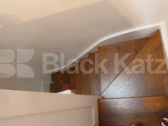 			New Instruction, Studio Apartment, 1 bath, 1 reception Flat			 Chapel Market, ANGEL