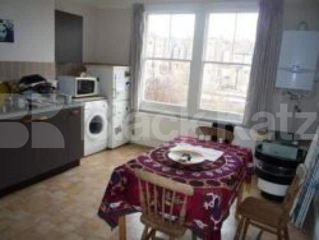 			NEW INSTRUCTION!, 2 Bedroom, 1 bath, 1 reception Flat			 Farrer Road, CROUCH END