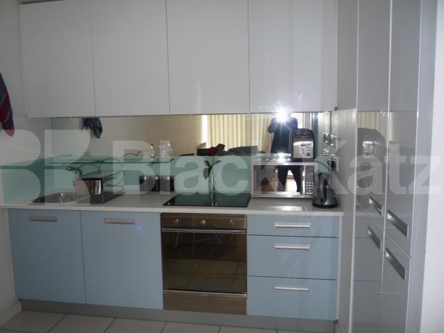 			1 Bedroom, 1 bath, 1 reception Flat			 New River Village, HORNSEY