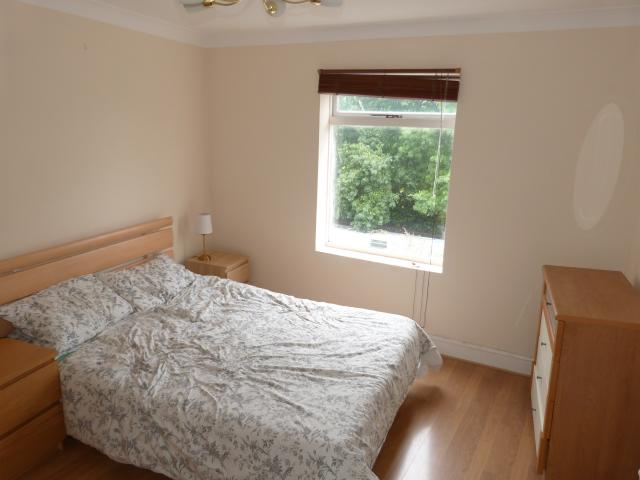 			2 Bedroom, 1 bath, 1 reception Flat			 Hormead Road, MAIDA VALE