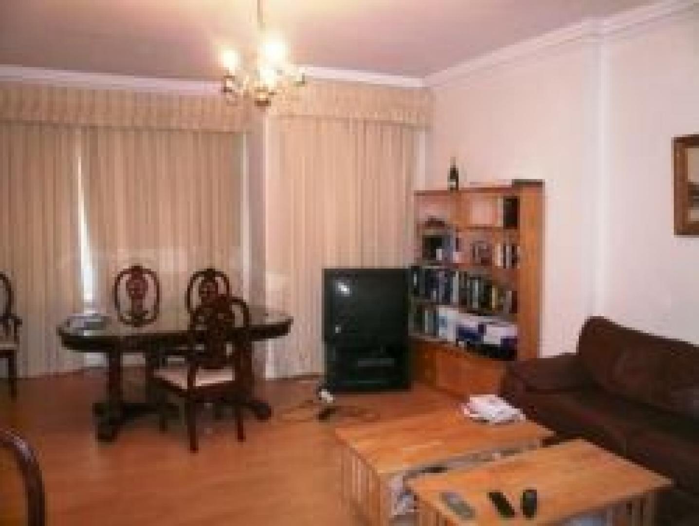 			3 Bedroom, 1 bath, 1 reception Flat			 Heath Drive, HAMPSTEAD