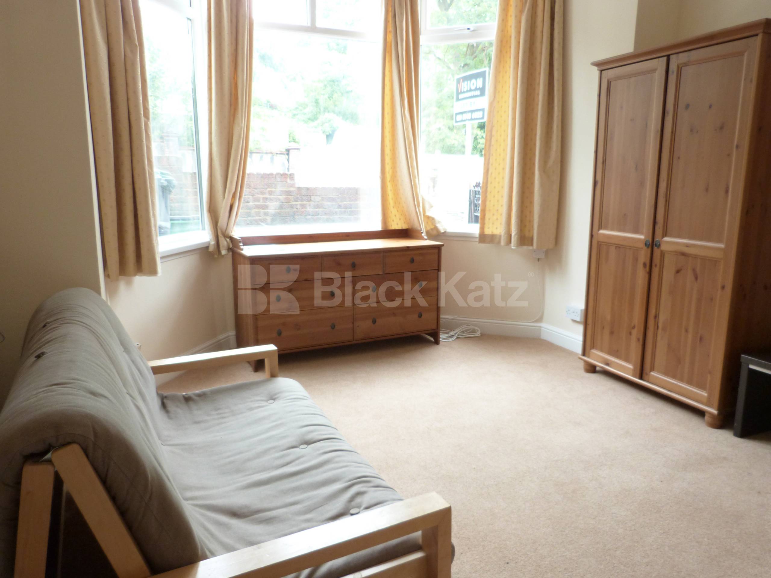 			Studio Apartment, 1 bath, 1 reception Studio			 Muswell Hill, Muswell Hill N10