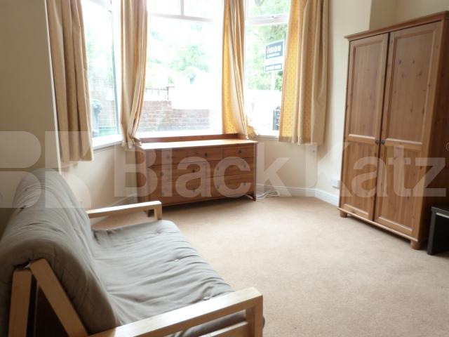 			Studio Apartment, 1 bath, 1 reception Studio			 Muswell Hill, Muswell Hill