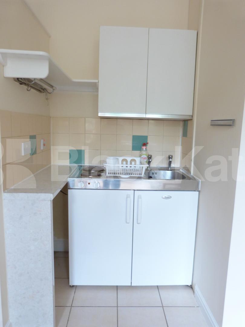 			Studio Apartment, 1 bath, 1 reception Studio			 Muswell Hill, Muswell Hill