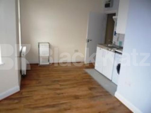 			Fantastic new studios!, Studio Apartment, 1 bath, 1 reception Studio			 Philip Lane, TURNPIKE LANE