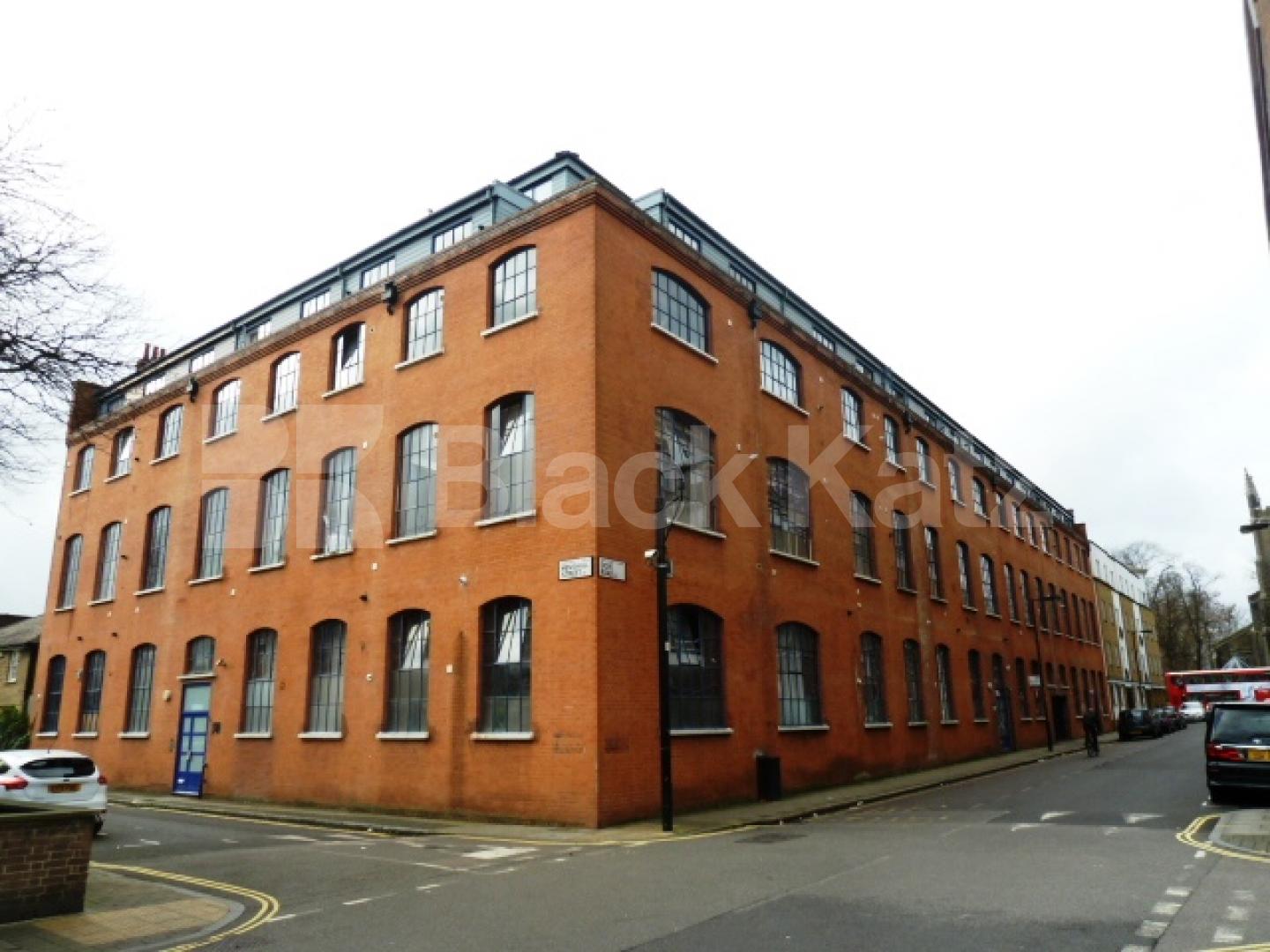 			NEW INSTRUCTION! WAREHOUSE CONVERSION, 1 Bedroom, 1 bath, 1 reception Flat			 Henshall Street, ISLINGTON/CANONBURY