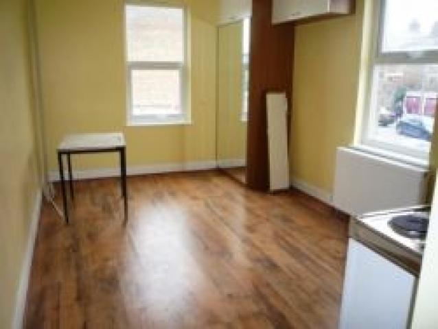 			Fantastic new studios!, Studio Apartment, 1 bath, 1 reception Studio			 Philip Lane, TURNPIKE LANE