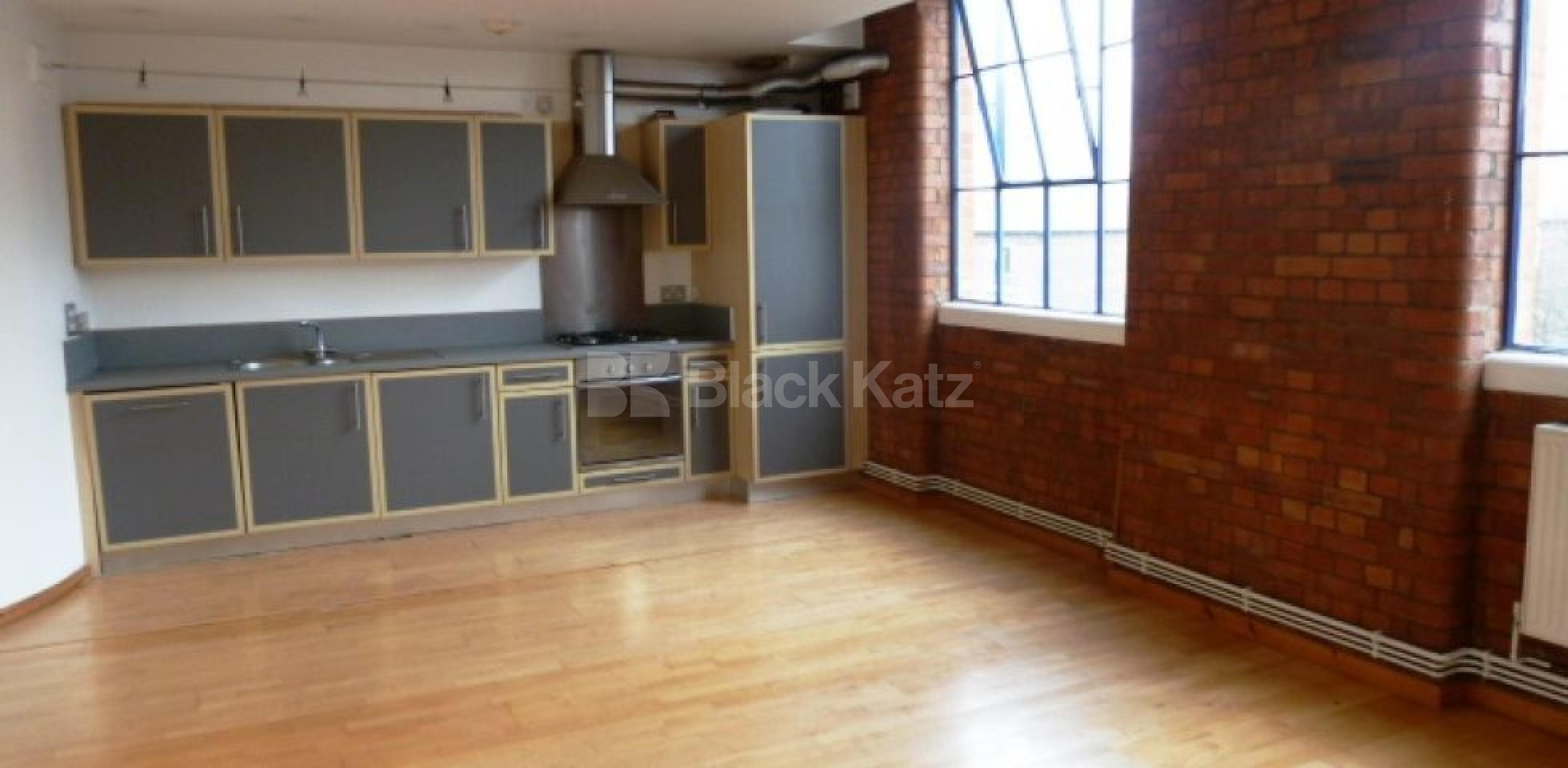 			WAREHOUSE CONVERSION, 2 Bedroom, 1 bath, 1 reception Flat			 Henshall Street, ISLINGTON N1
