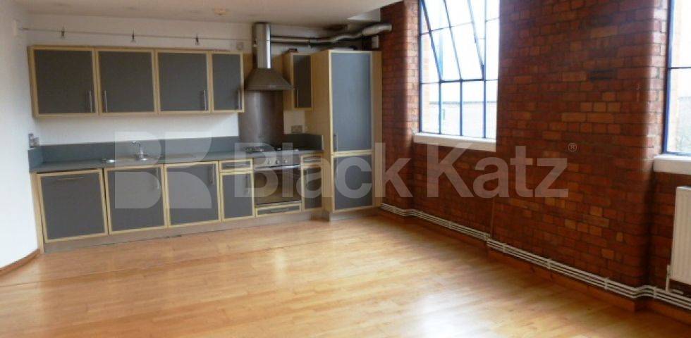 			WAREHOUSE CONVERSION, 2 Bedroom, 1 bath, 1 reception Flat			 Henshall Street, ISLINGTON
