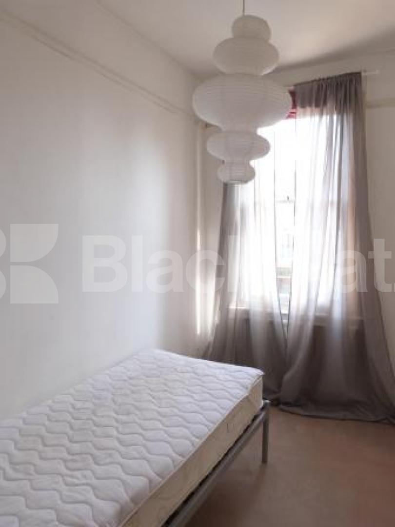 			Lovely 3 Bed Victorian conversion in central Crouch end, 3 Bedroom, 1 bath, 1 reception Flat			 Elder Avenue, Crouch end