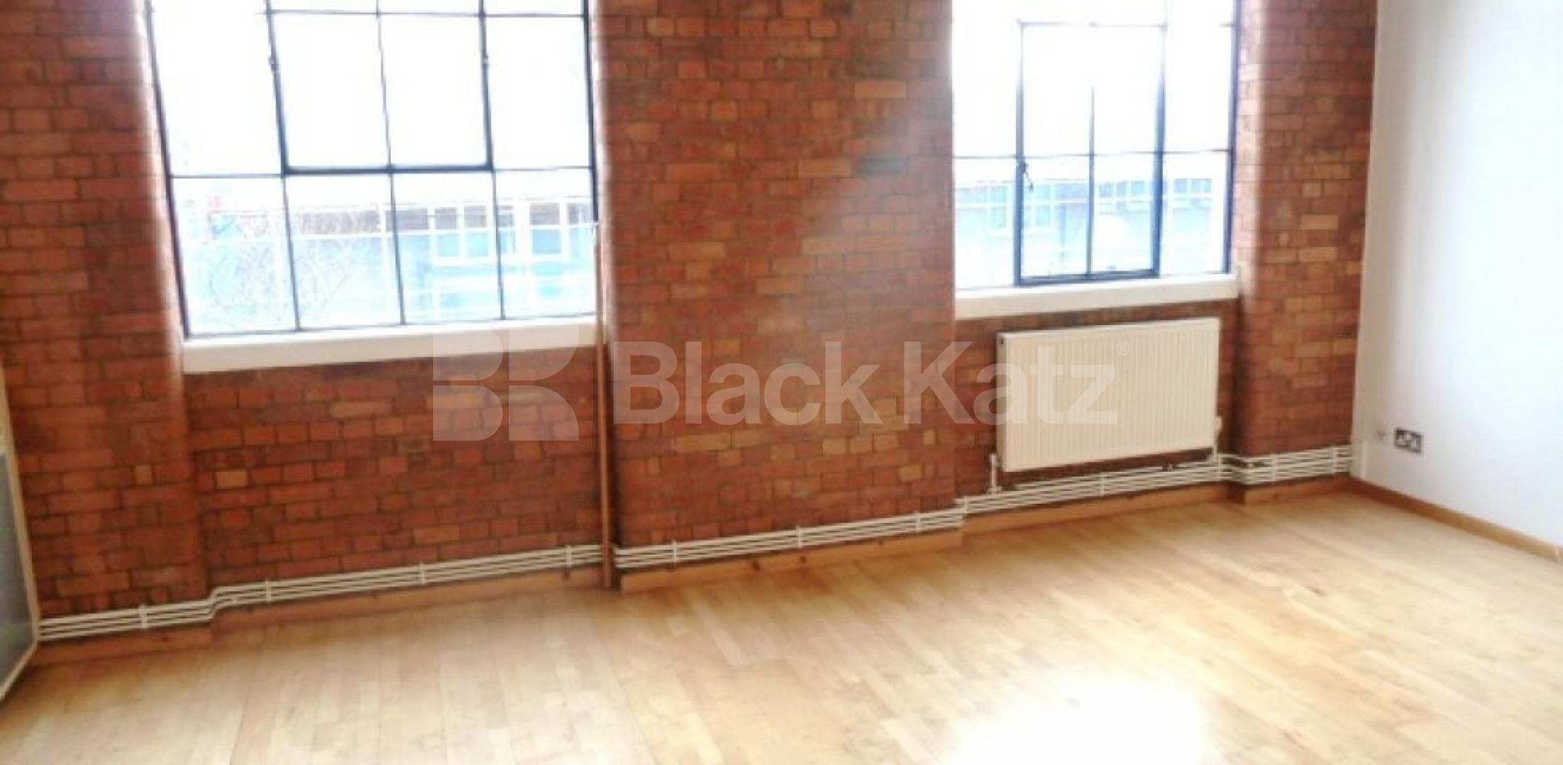 			WAREHOUSE CONVERSION, 2 Bedroom, 1 bath, 1 reception Flat			 Henshall Street, ISLINGTON