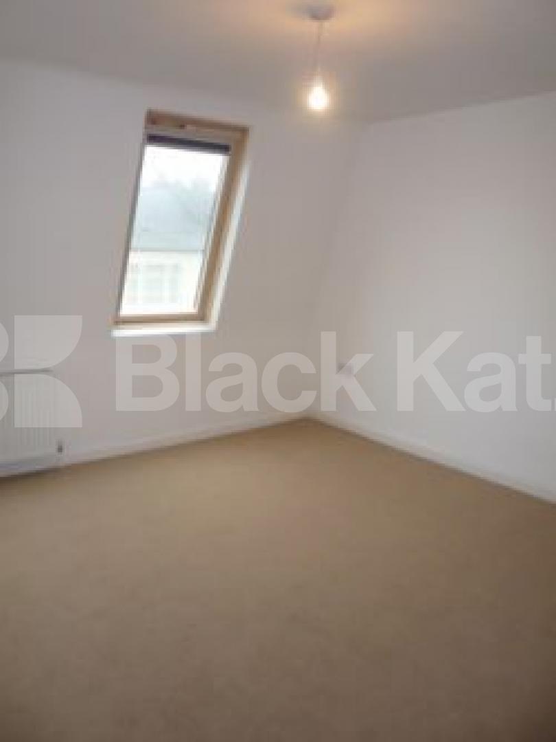 			Brand new!, 3 Bedroom, 1 bath, 1 reception Flat			 Park Road, HARRINGAY