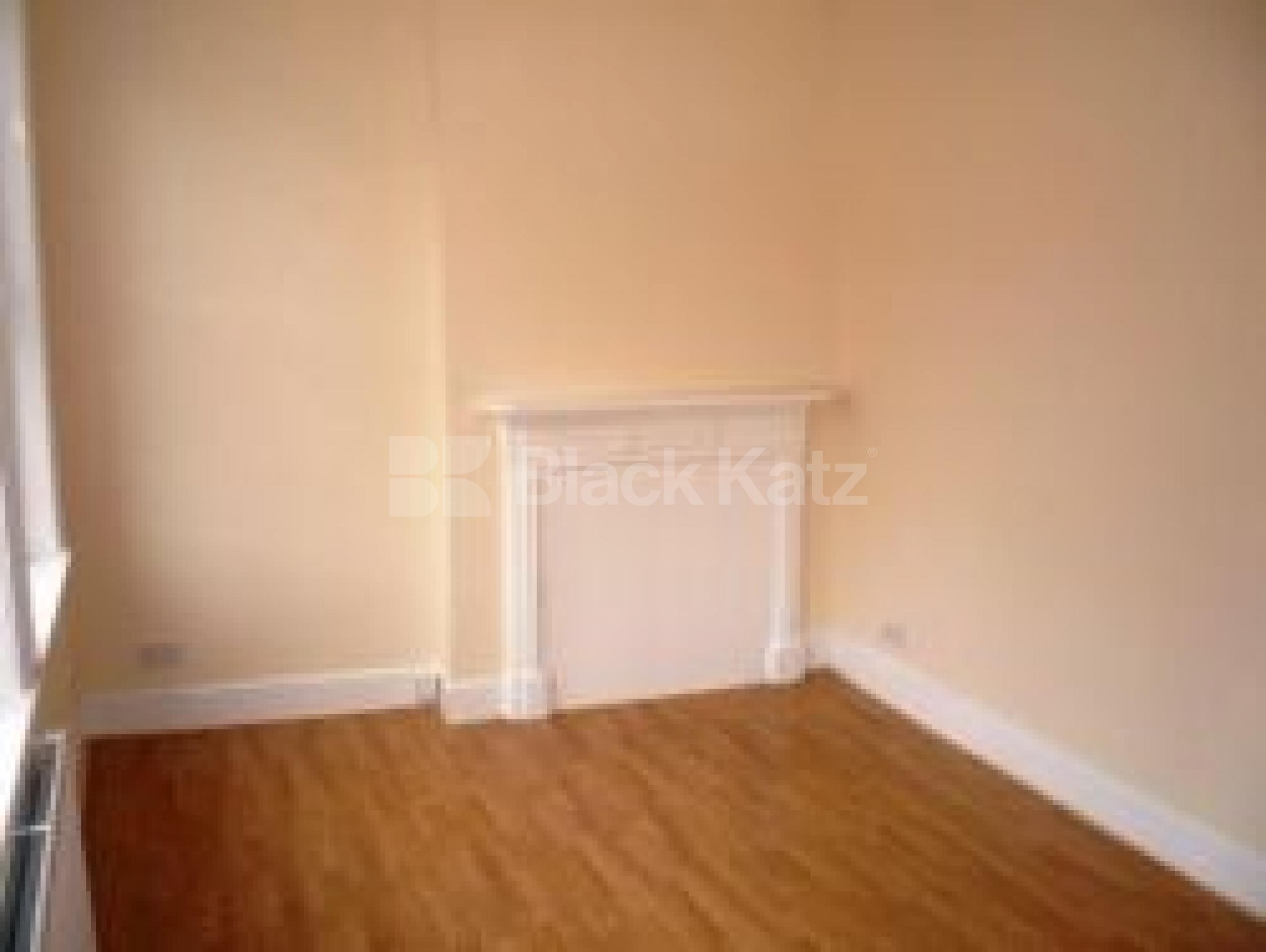 			2 Bedroom, 1 bath, 1 reception Flat			 Tottenham Lane, Crouch End N8