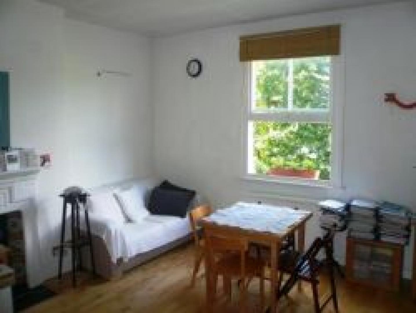 			NEW INSTRUCTION, 2 BED PLUS STUDY, 2 Bedroom, 1 bath, 1 reception Flat			 Goldhurst Terrace, WEST/SOUTH HAMPSTEAD
