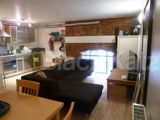 			NEW INSTRUCTION! WAREHOUSE CONVERSION, 1 Bedroom, 1 bath, 1 reception Flat			 Henshall Street, ISLINGTON/CANONBURY