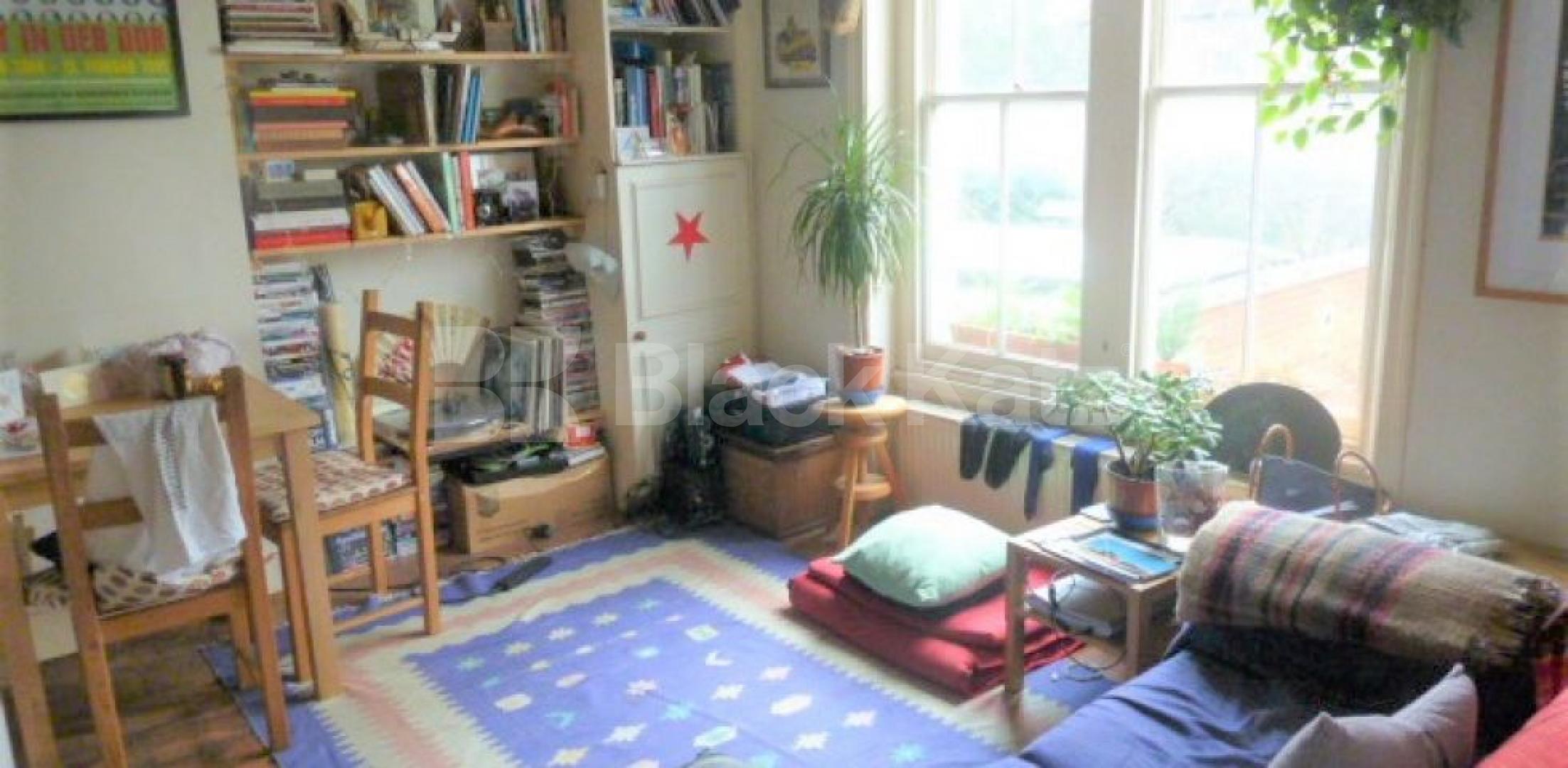 			LET AGREED, 1 Bedroom, 1 bath, 1 reception Flat			 Leweston Place, STOKE NEWINGTON-STAMFORD HILL