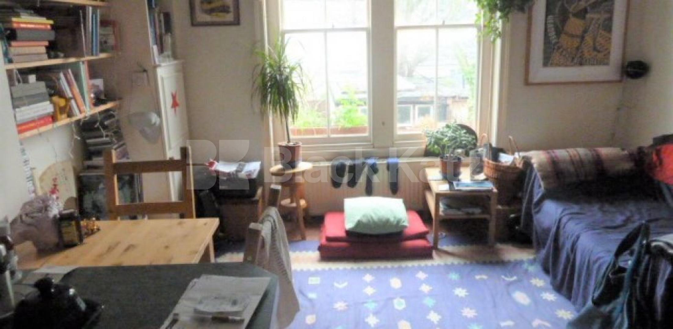 			LET AGREED, 1 Bedroom, 1 bath, 1 reception Flat			 Leweston Place, STOKE NEWINGTON-STAMFORD HILL