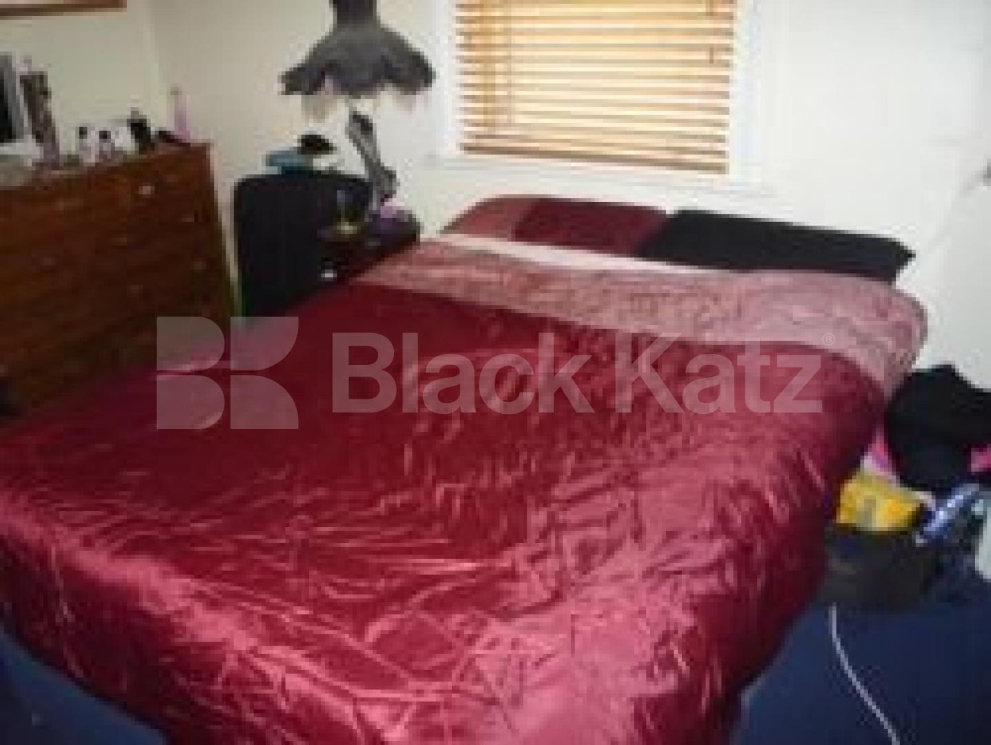 			MUST SEE!!!, 1 Bedroom, 1 bath, 1 reception Flat			 Tottenham Lane, CROUCH END N8