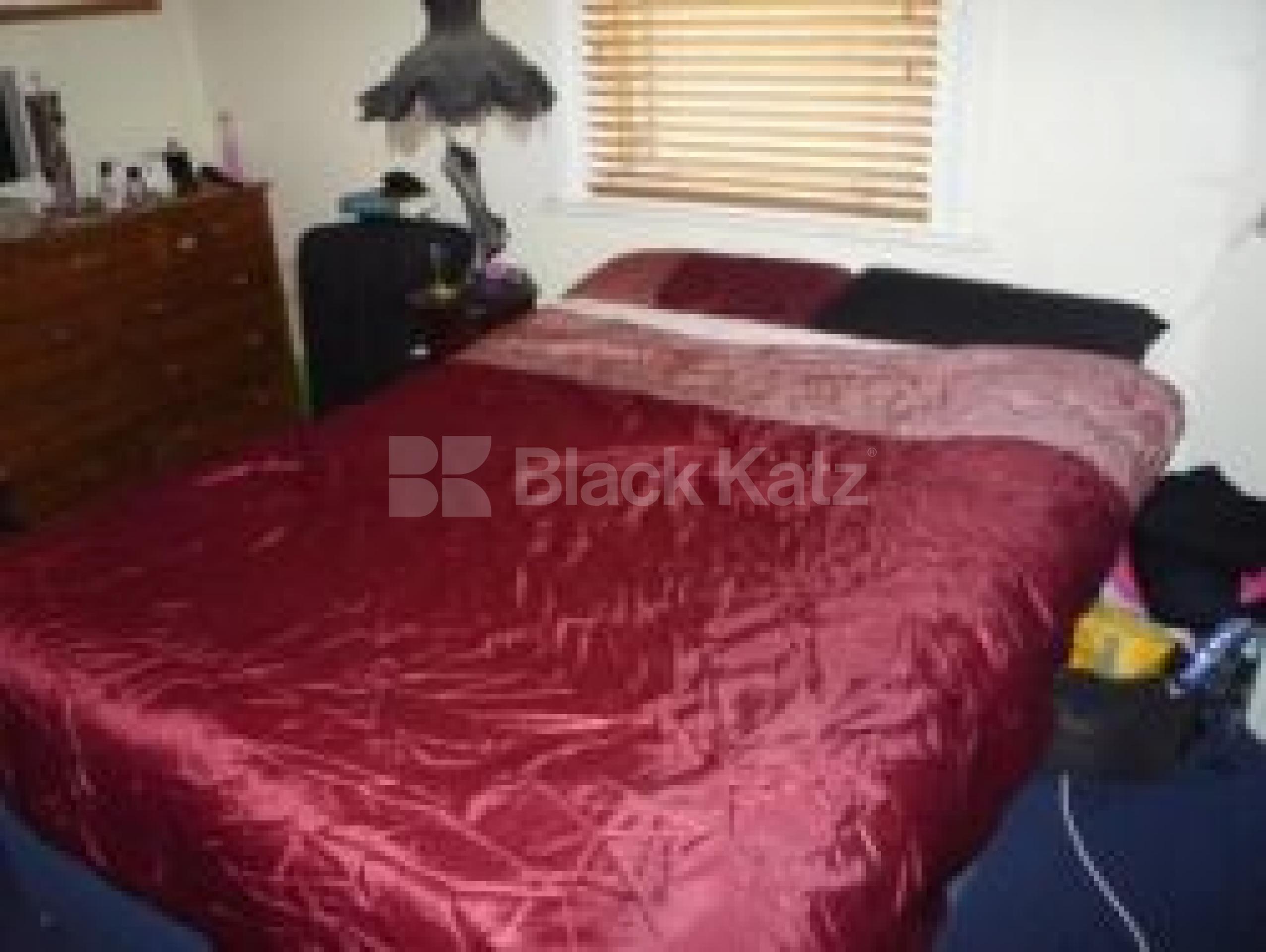 			MUST SEE!!!, 1 Bedroom, 1 bath, 1 reception Flat			 Tottenham Lane, CROUCH END N8 N8