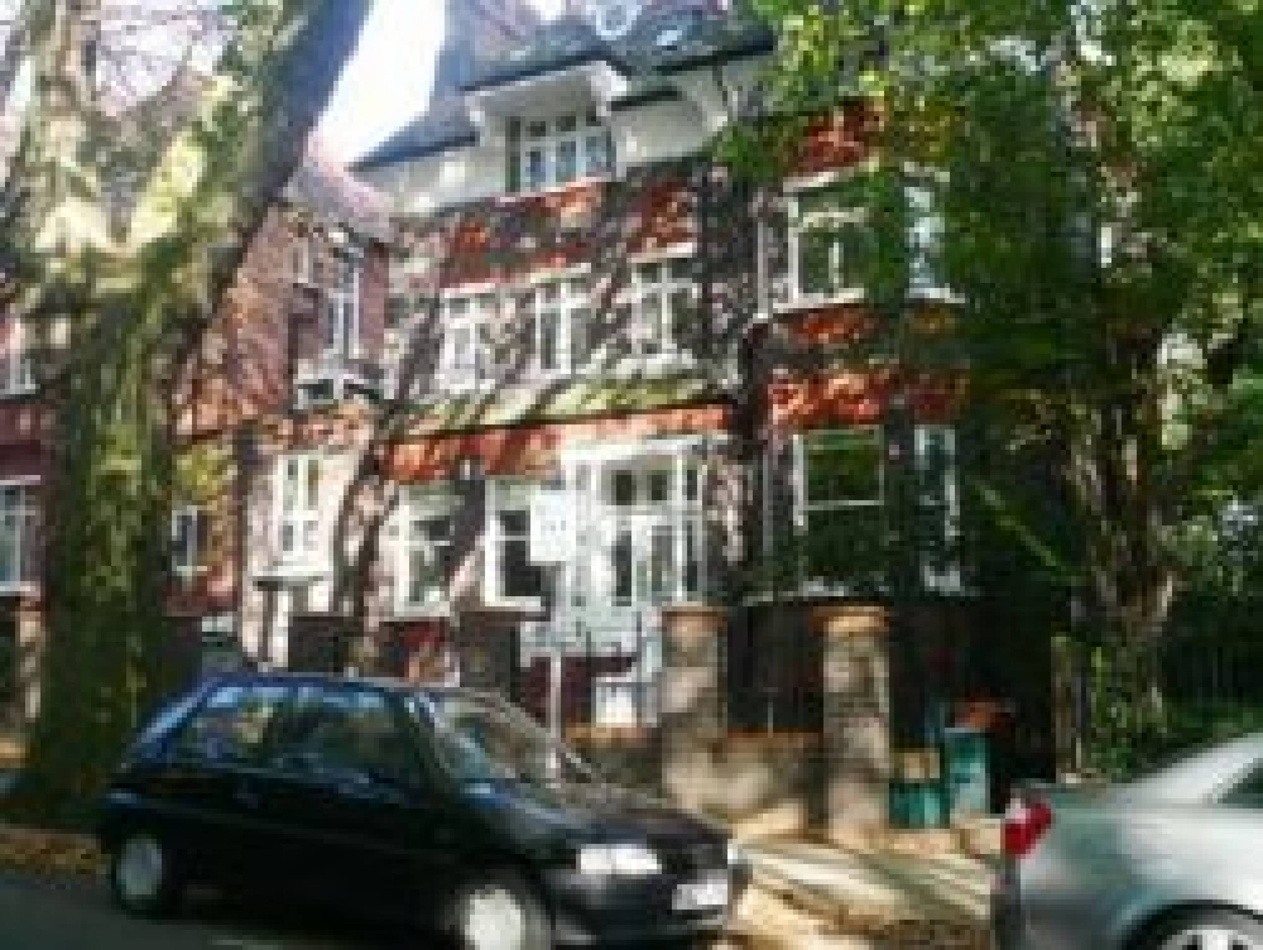 			NEW INSTRUCTION GARDEN FLAT, 2 Bedroom, 1 bath, 1 reception Flat			 Fitzjohns Avenue, HAMPSTEAD/BELSIZE NW3