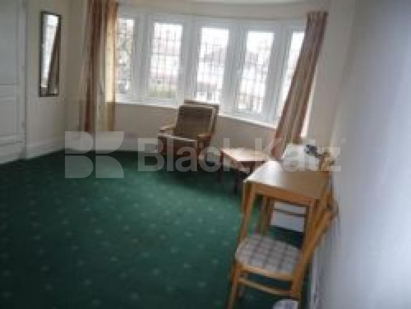 			Studio Apartment, 1 bath, 1 reception Studio			 The Avenue, MUSWELL HILL