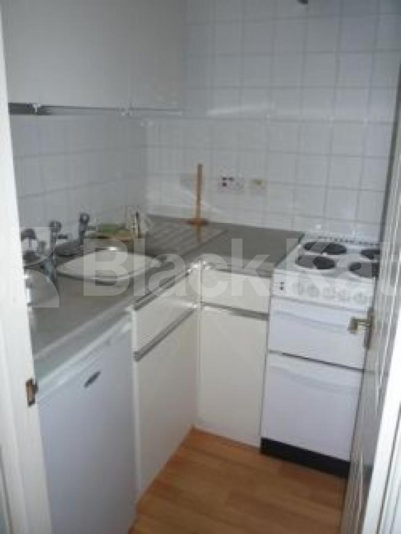 			Studio Apartment, 1 bath, 1 reception Studio			 The Avenue, MUSWELL HILL