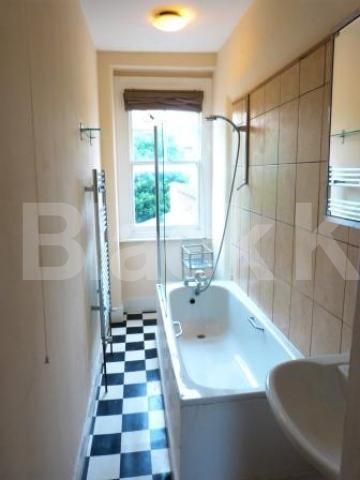 			3 Bedroom, 1 bath, 1 reception Flat			 Leaside Avenue, Fortis Green/Muswell Hill