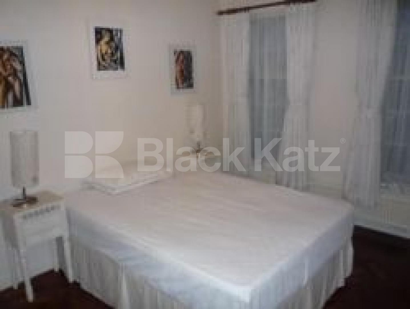 			AMAZING LOCATION!!!, 2 Bedroom, 1 bath, 1 reception Flat			 Stanhope Road, HIGHGATE